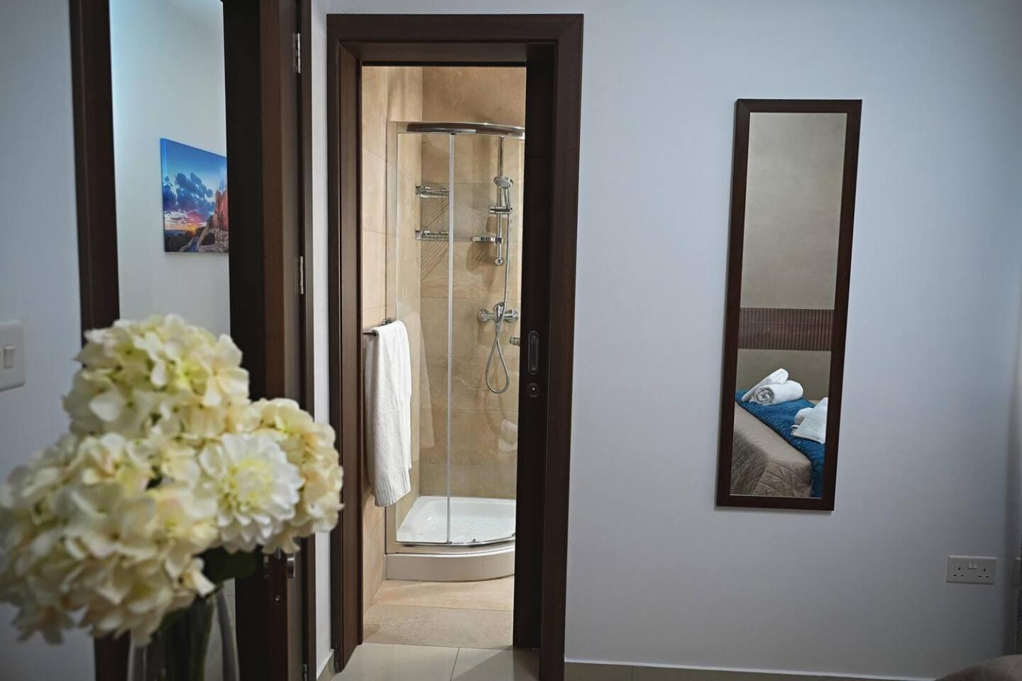 Fl 2 Ta'Lonza Luxury With Hot Tub By Homely المليحة المظهر الخارجي الصورة