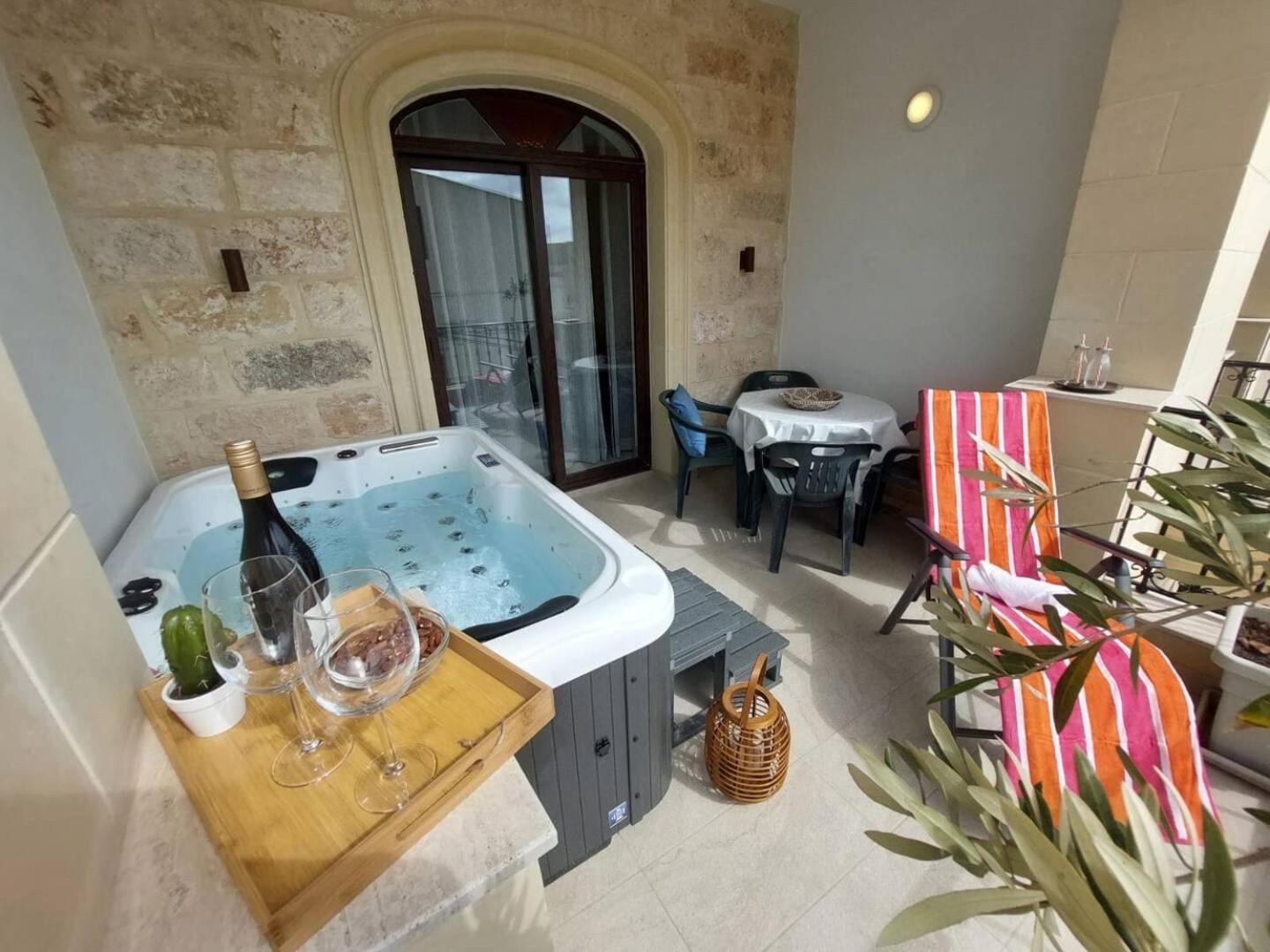 Fl 2 Ta'Lonza Luxury With Hot Tub By Homely المليحة المظهر الخارجي الصورة